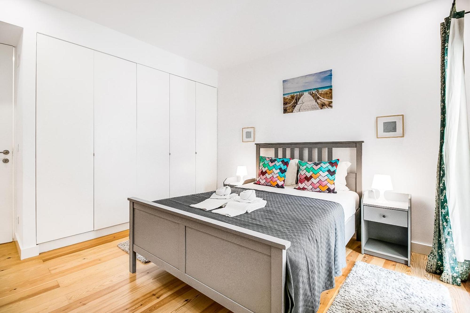 157 A - Charming Santos Wpatio * Lisboa